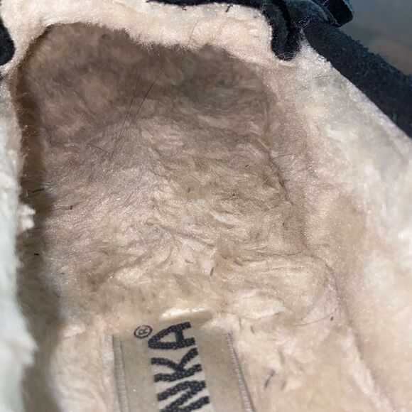 Minnetonka 40217 Leather Upper Suede Women’s Size 6M Black Moccasins - Picture 9 of 14